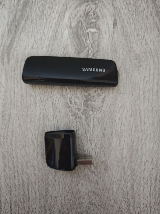Adapter WiFi do telewizora karta sieciowa USB pendrive dongle