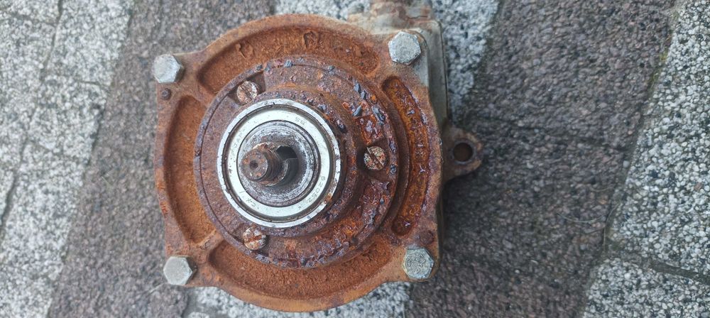 Pompa Adast do regeneracji