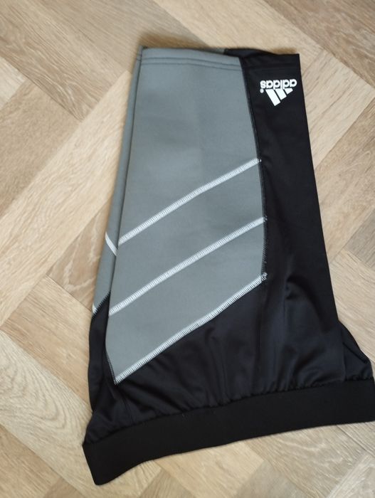 Компрессионные шорты, велосипедки Adidas
