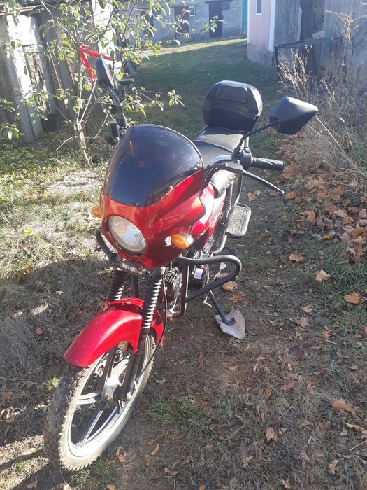 Продам Musstang MT 125-8