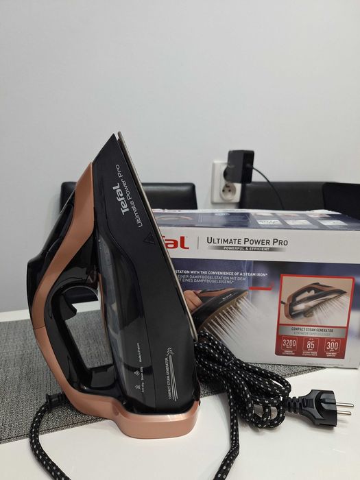 Żelazko parowe TEFAL Ultimate Power Pro FV9E50E0 z  generatorem pary