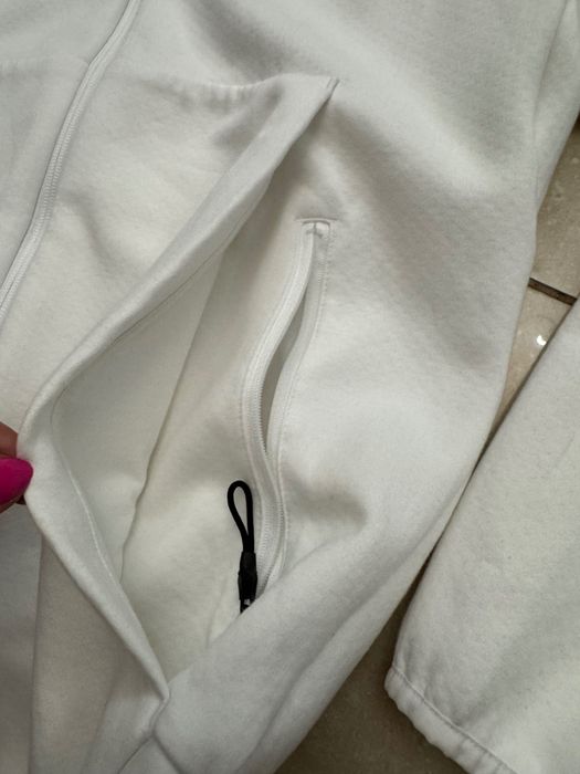 Adidas Bluza uniseks Z.N.E. Full Zip JE7849 rozpinana bluza M jak nowa