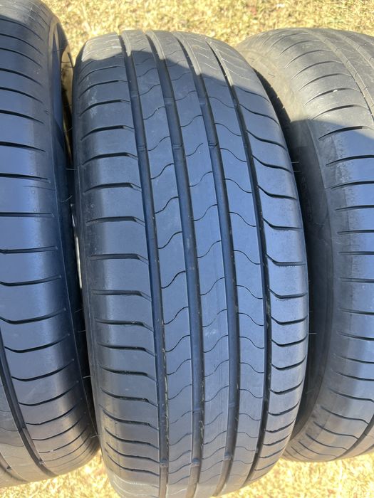 Резина літо 215 60 r17 bridgestone