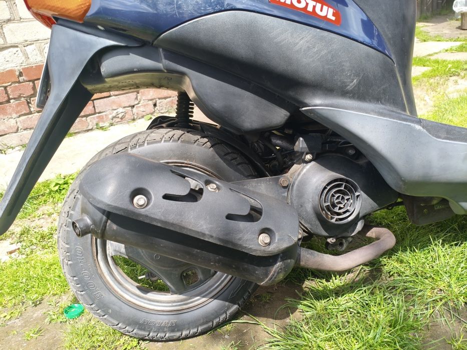 Продам скутер Suzuki lets 2 old