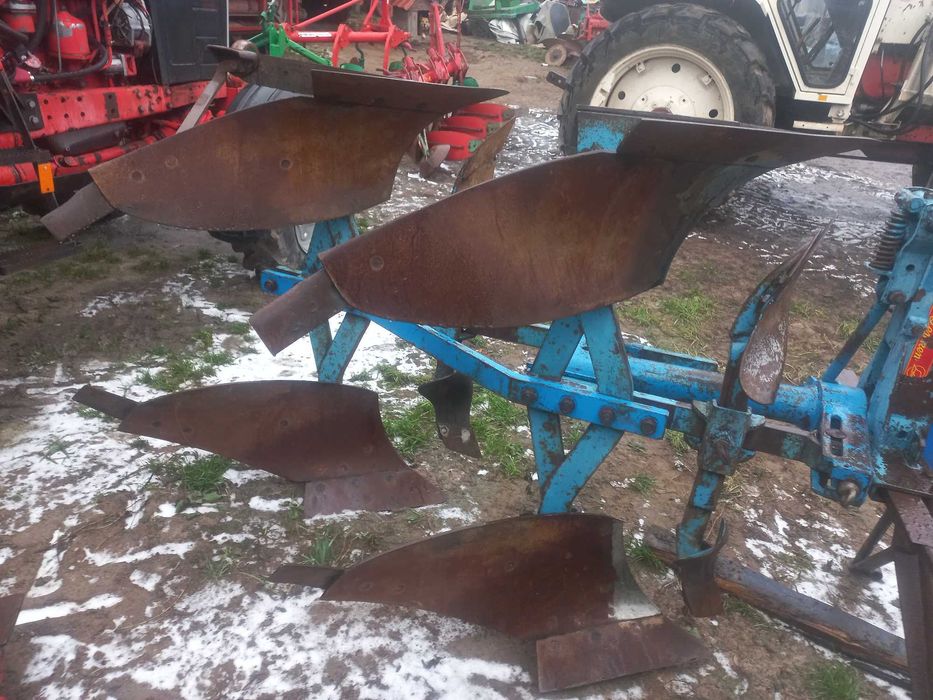 Плуг Лемкен  Lemken