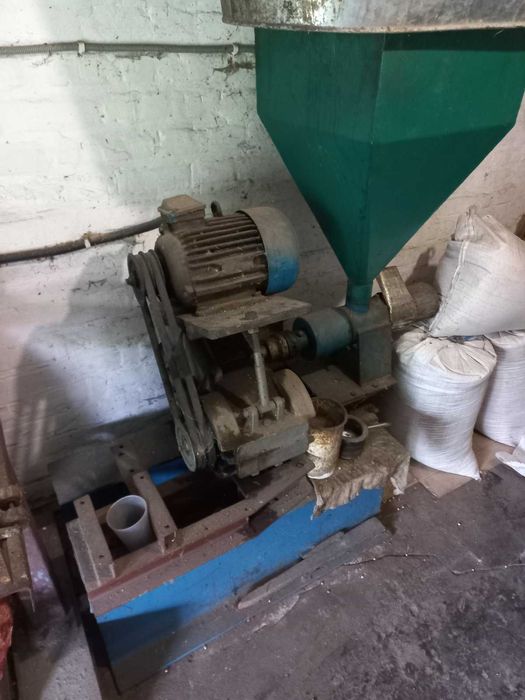 Маслопрес. Жаровня.