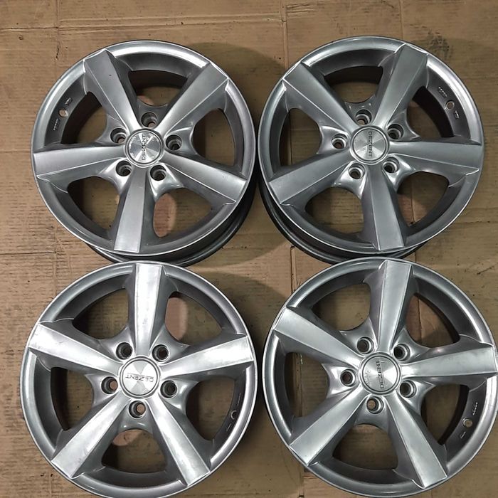 Alu Felgi 15  Dezent