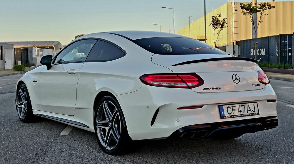 MERCEDES C63S COUPE 510 CV BI_TURBO V8 4.0