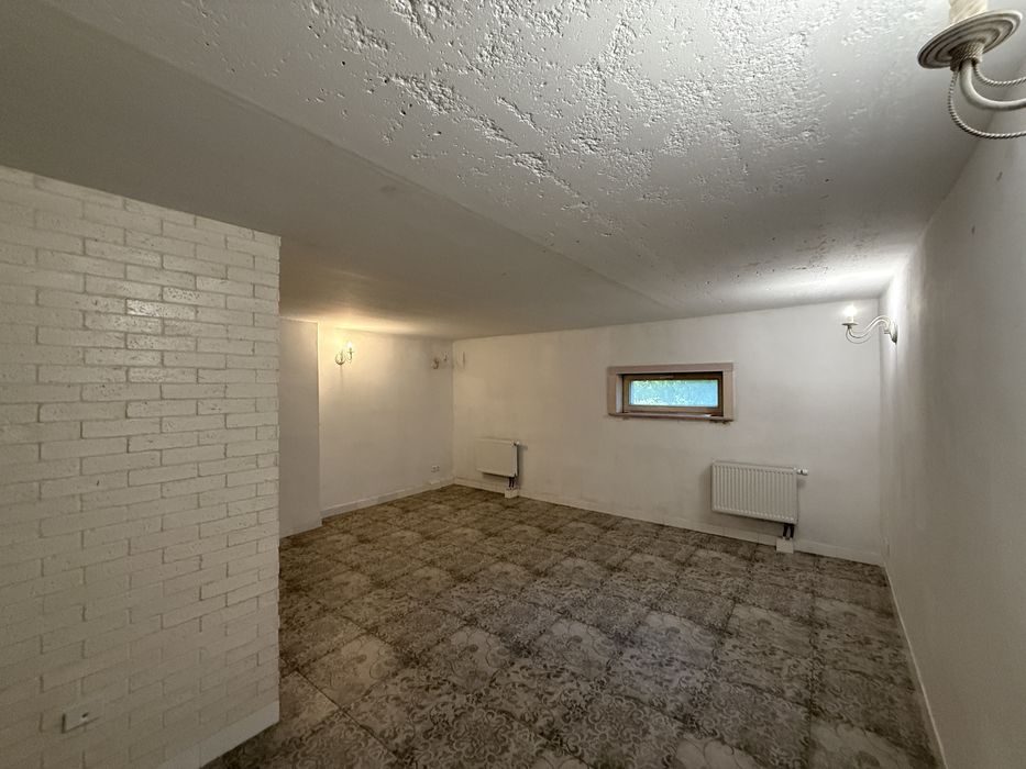 Дом 300 кв.м, Романков, Закрытый КГ, Бассейн