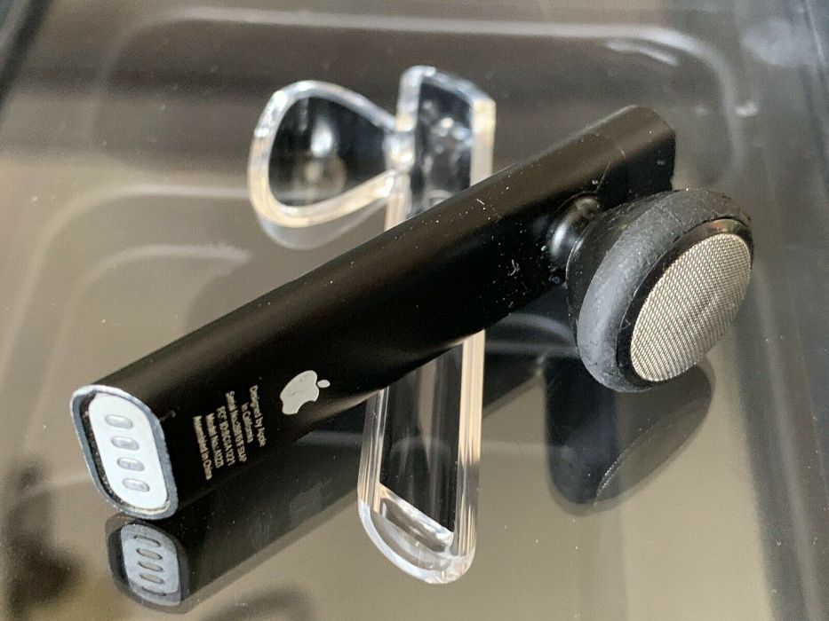 Super Rare Apple A1221 Bluetooth Headset, 1st Generation (2007), in Original Box64309729123073122