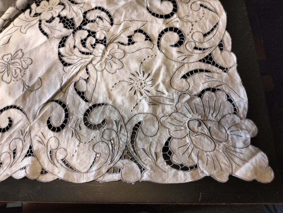 Lindíssima toalha 3 metros