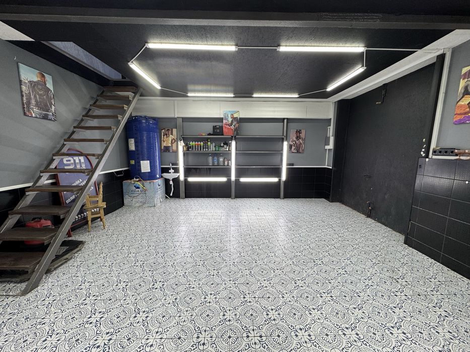 Продам гараж (детейлінг студію) з якісним ремонтом