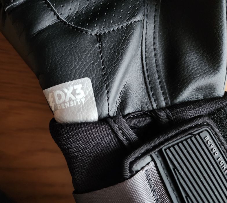 Luvas Boxe e Artes Marciais 10oz