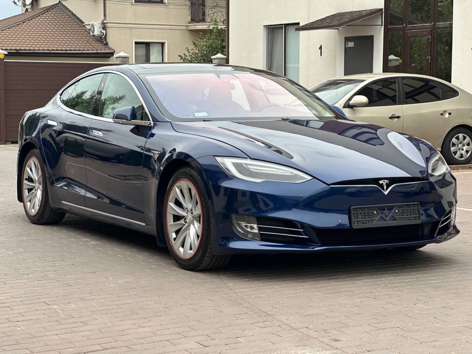 Продам Tesla S 100 D
