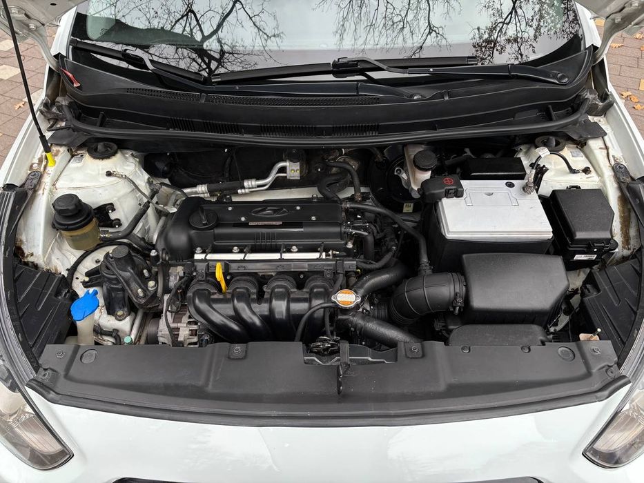 Hyundai Accent 2012 року, 1.4 бензин, механіка. Авто в хорошому стані,