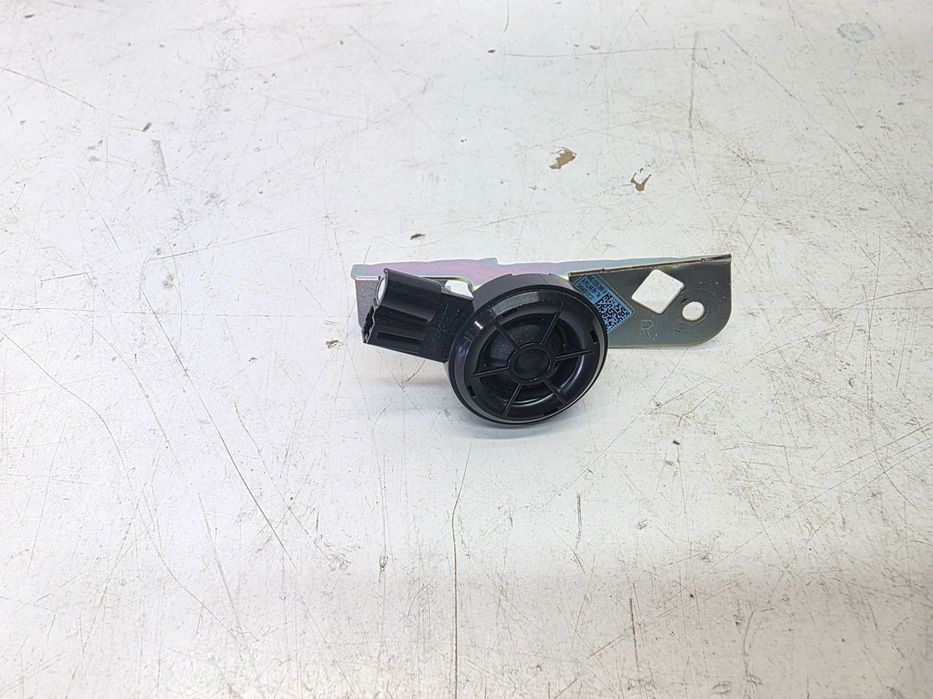 GŁOŚNIK WYSOKOTONOWY SŁUPKA A AUDI Q7 4M 4M0035399M BOSE