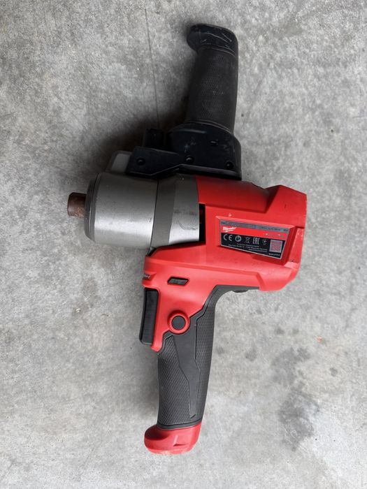 Akumulatorowa mieszarka Milwaukee M18 FPM mieszadło