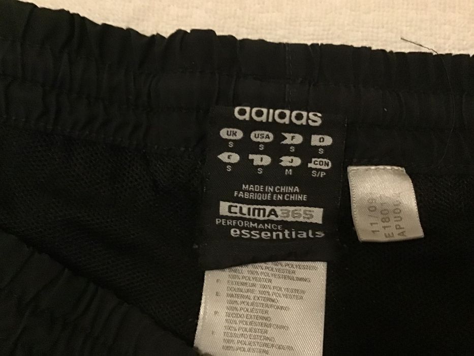 Calções marca Adidas