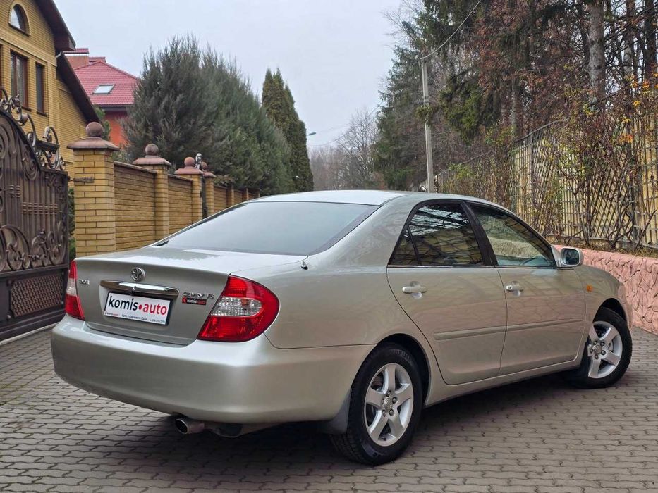 Продам  Toyota Camry 2003. Можна в розстрочку, під викуп.