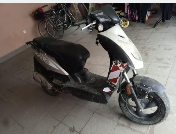 Kymco agiliti 50 скутер не находу