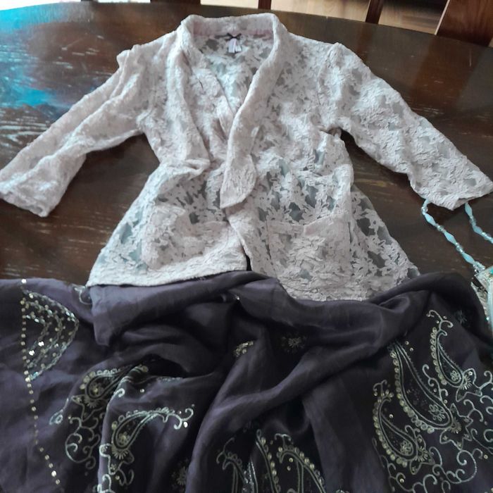 Spódnica jedwabna. Firmy Monsoon.