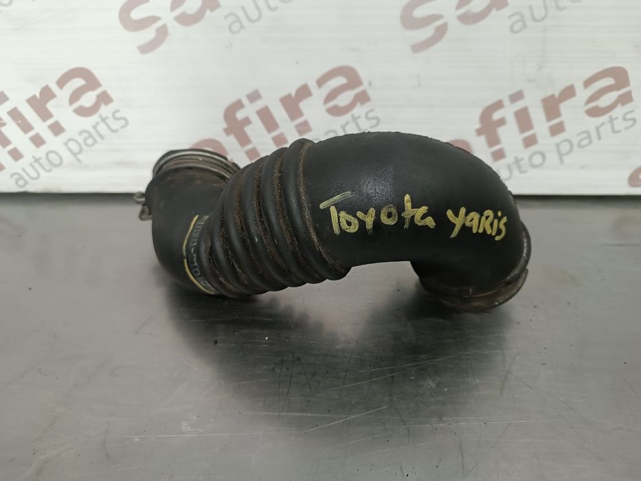 Tubo de Admissão TOYOTA YARIS - 17881-21010