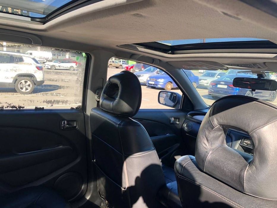 Mitsubishi Outlander 2005 року випуску