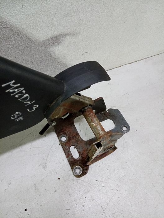 Dźwignia hamulca ręcznego mazda 3bk