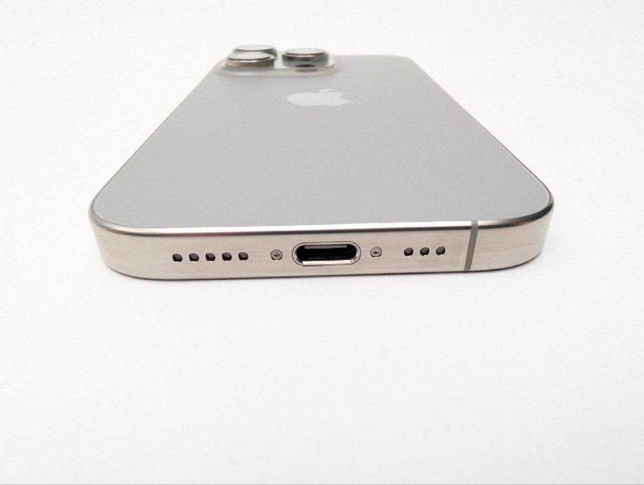 Apple iPhone 16 Pro 256GB Tytan Naturalny| eSim