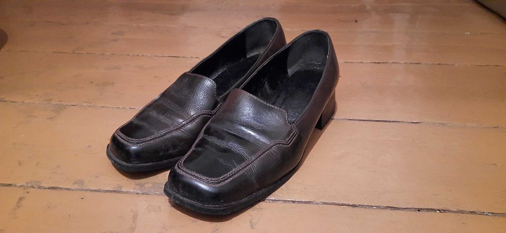 Skórzane buty damskie wsuwane brązowe rozm 38