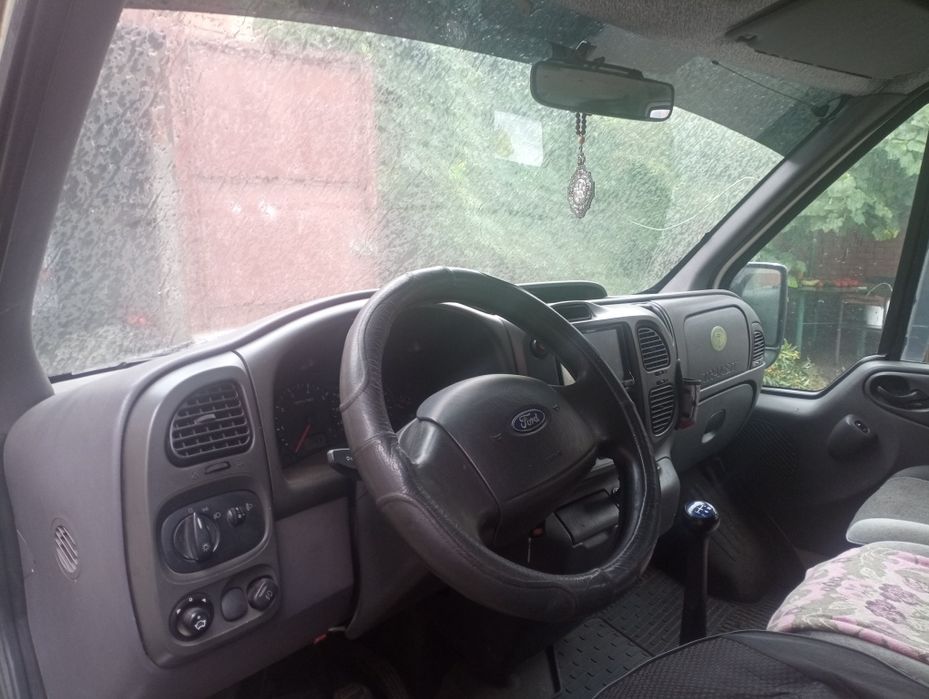 Форд Транзит 2005