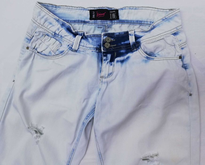 Spodnie jeansowe Cropp - rozmiar 38/40