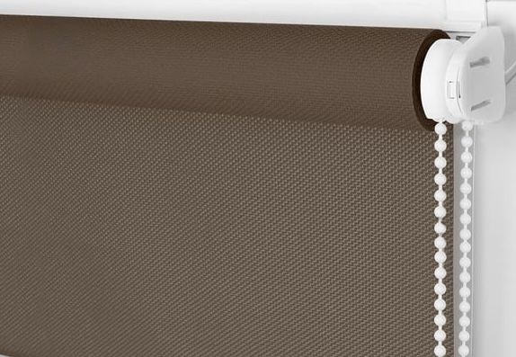 Практичні ролети на вікна: зручність та приватність для вашої оселі