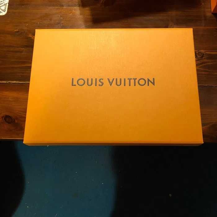 Karton Louis Vitton 40x29xh6cm