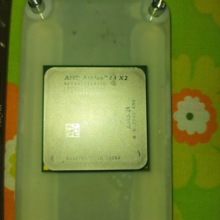 Комплект Материнська плата Asus M2N68-Plus + Процесор AMD Athlon 64 Х2