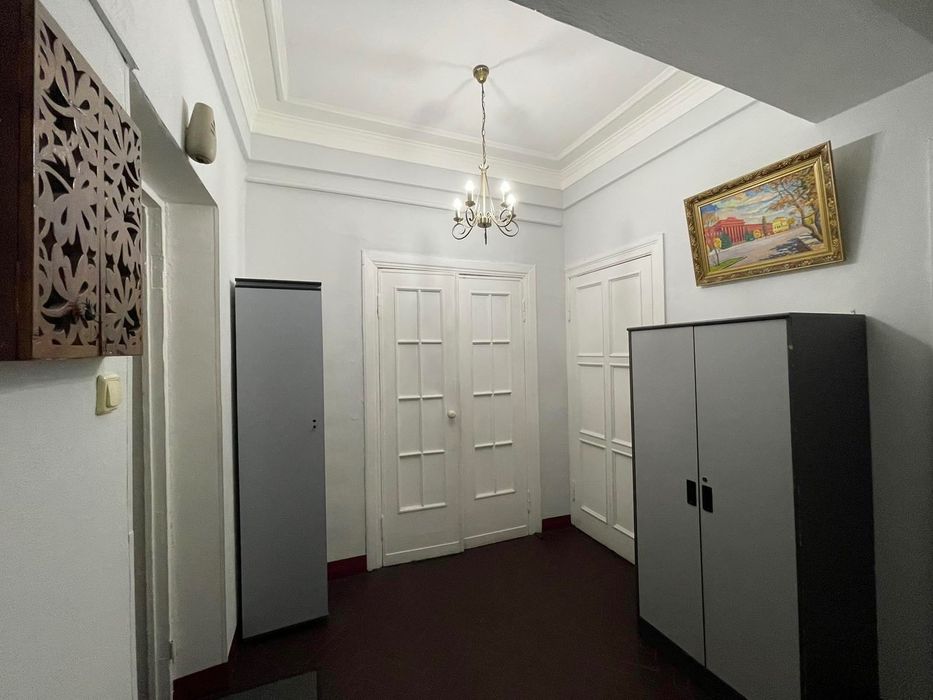 Общежитие / ХОСТЕЛ Киев Центр 100 метро от Метро Площадь Льва Толстого