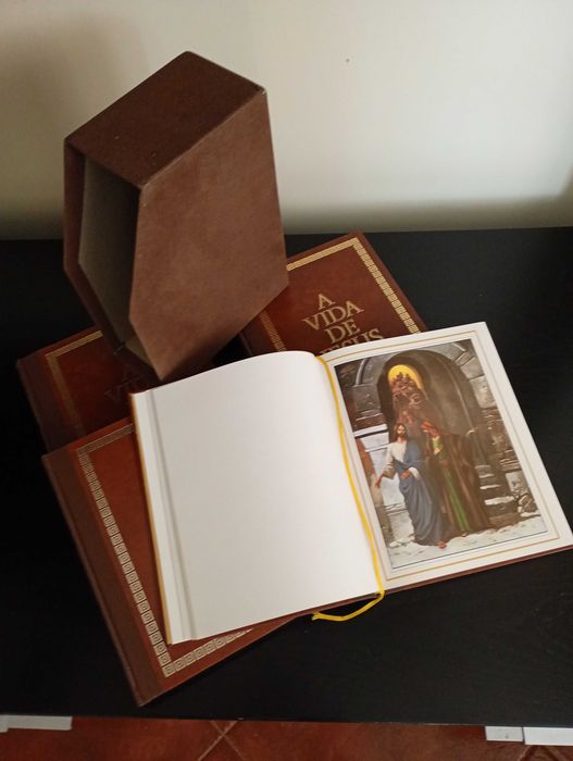 A Vida de Jesus em 4 livros