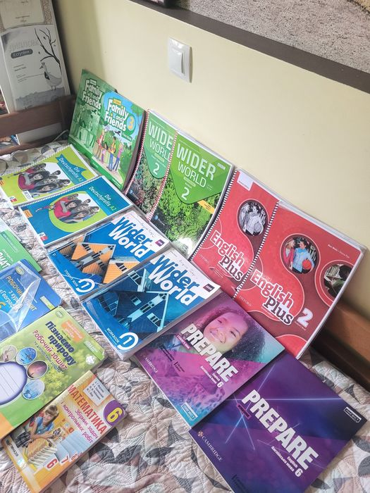 Підручники  нуш математика,географія,атлас,інформатика.1-6 клас