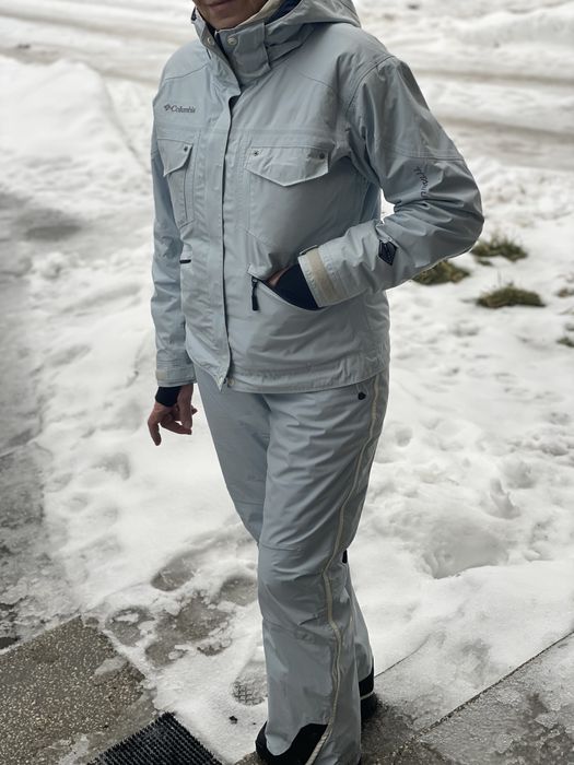 Лижний костюм Columbia  , розмір  М, з шапкою в комплекті.