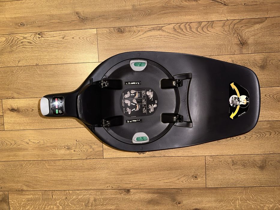 Ovo, base e carrinho de bebé Cybex