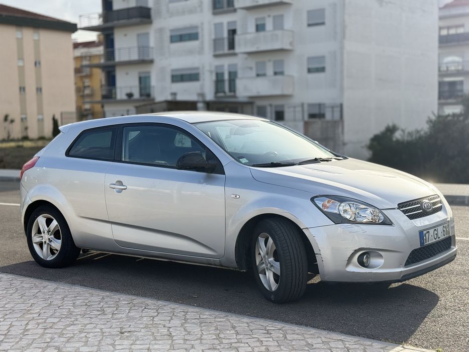 Kia Ceed S coupé - 2008 gasolina