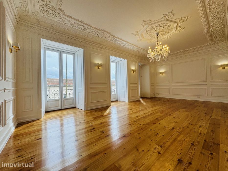 Apartamento T5 de Luxo em Belém