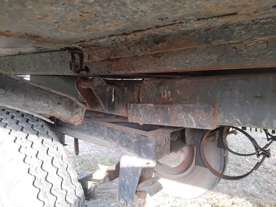 Przyczepa wywrotka 4 tonowa,zabudowa.