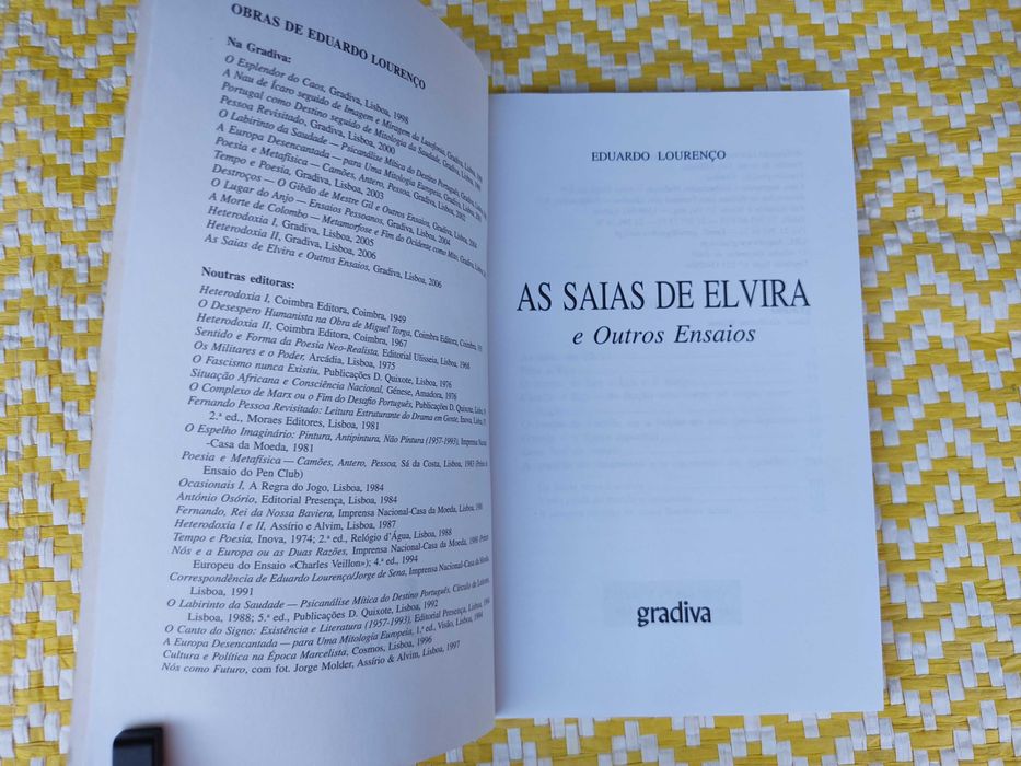 As saias de Elvira e outros ensaios
Eduardo Lourenço