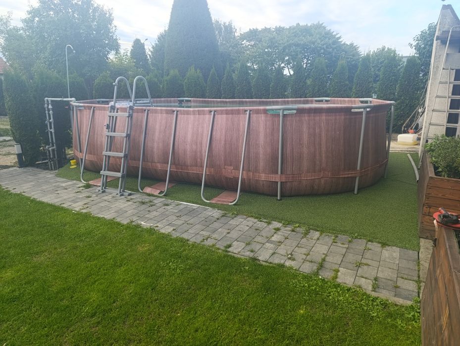 Sprzedam basen 610x366