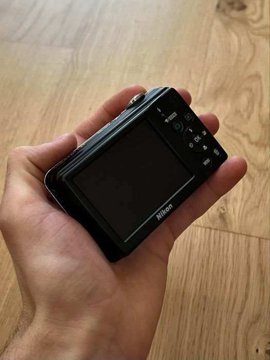 Nikon Coolpix L23