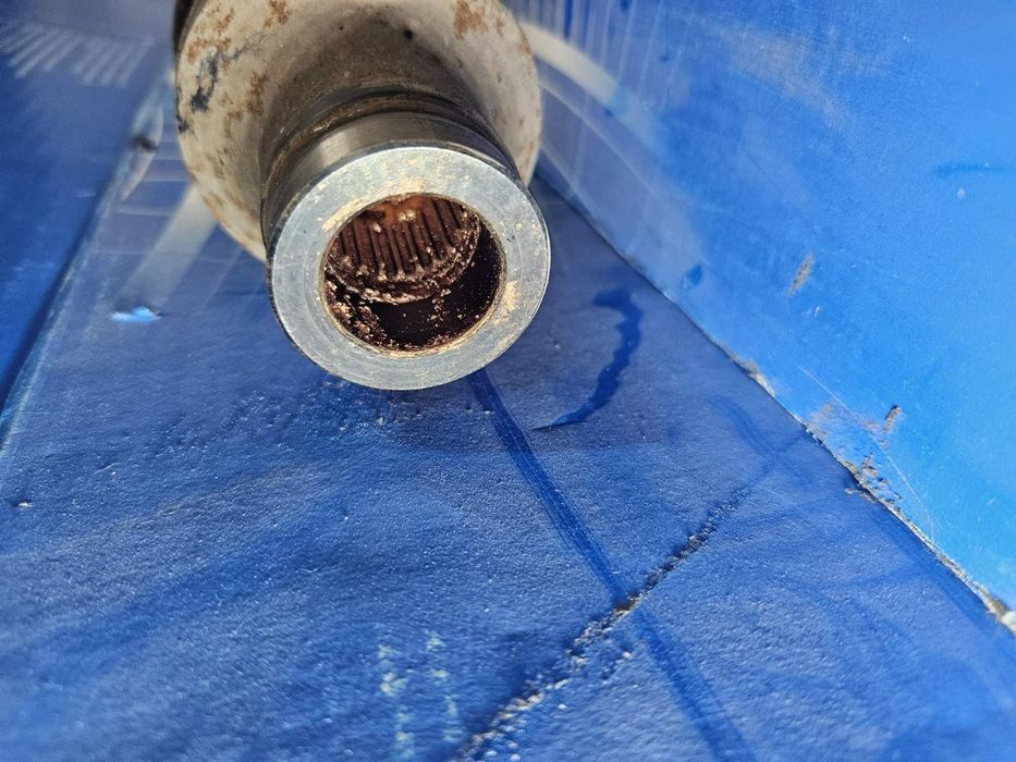 Напіввісь права Suzuki Ignis