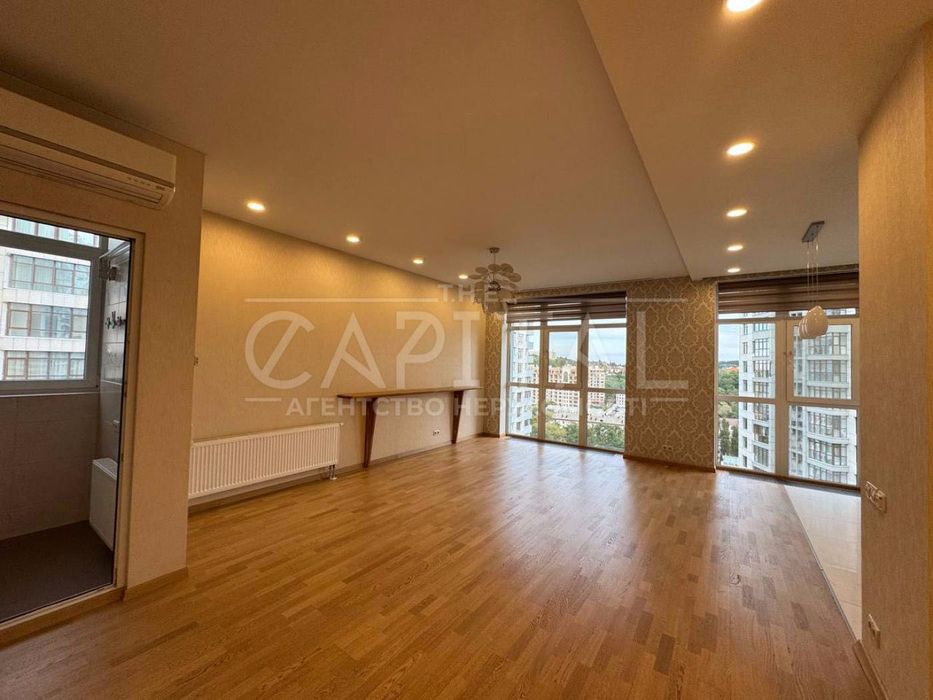 Продаж 4-к квартири з ремонтом 132 м2 ЖК"Новопечерські Липки"