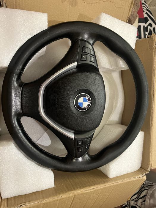 Продам кермо BMW X5 e70