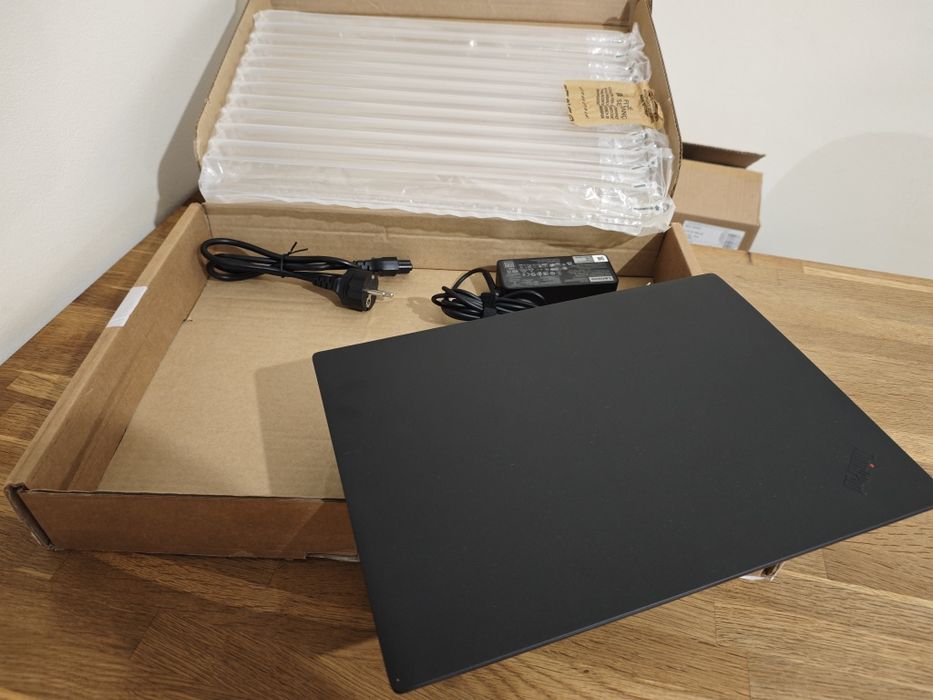Portátil Lenovo ThinkPad, Novo com garantia